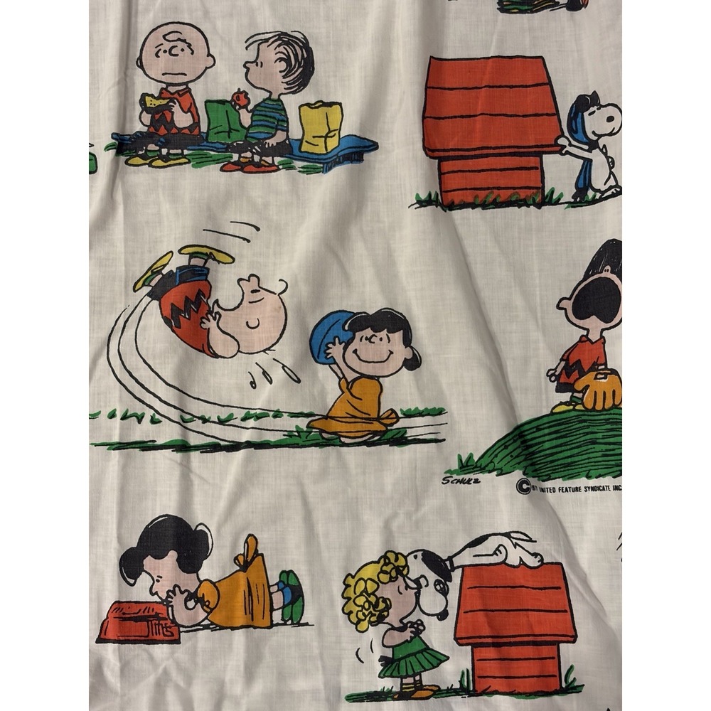 Vintage 1971 Peanuts Characters Snoopy Charlie Brown Twin Fitted Sheet Fabric